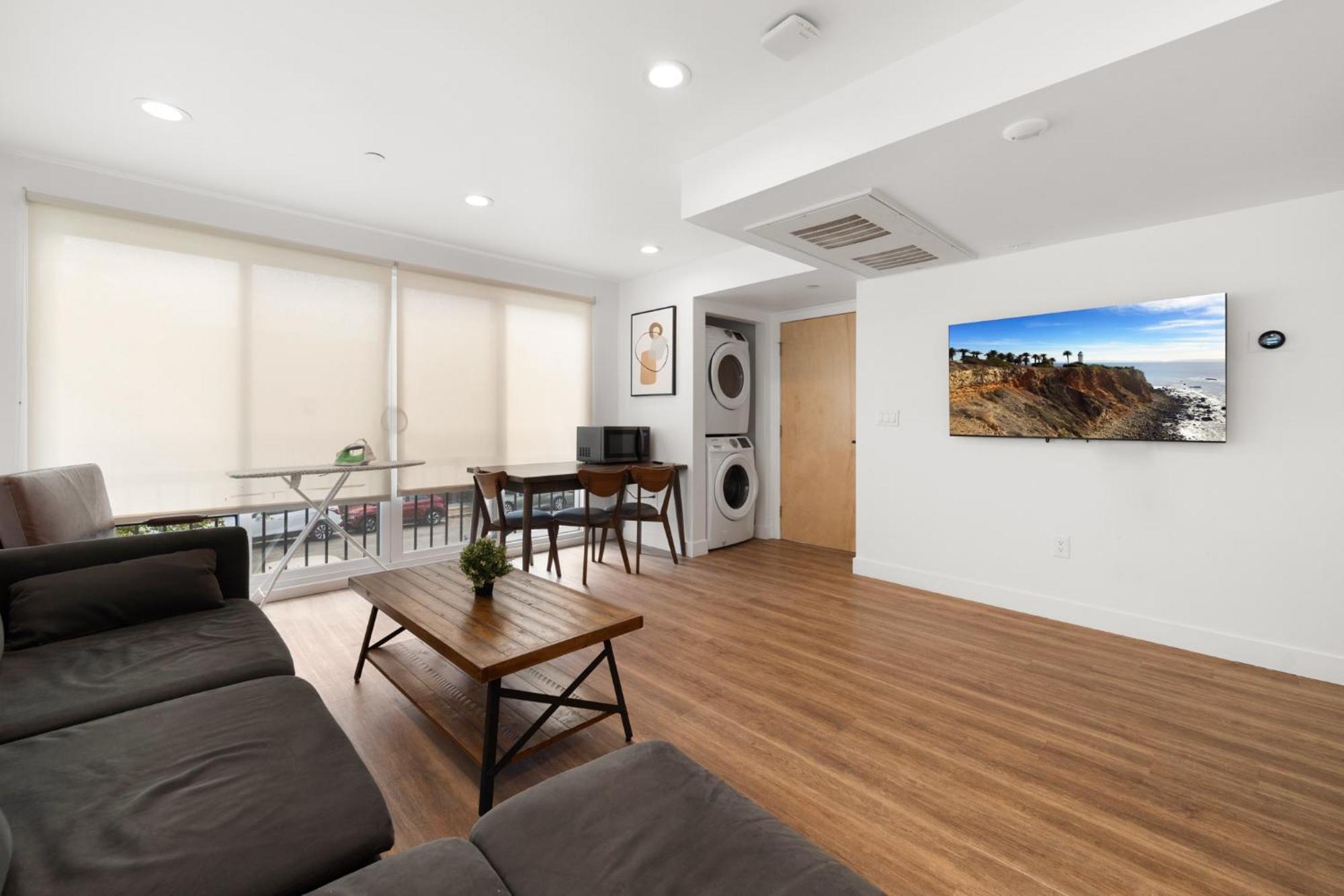 Charming Urban Retreat Near Usc In La- Private Room With Share Living Room With Kitchen لوس أنجلوس المظهر الخارجي الصورة